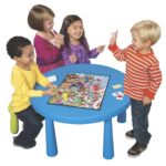 Hasbro Gaming Candy Land – Kingdom of Sweet Adventures Board Game, Ages 3+, 2–4 Players  - Image 4